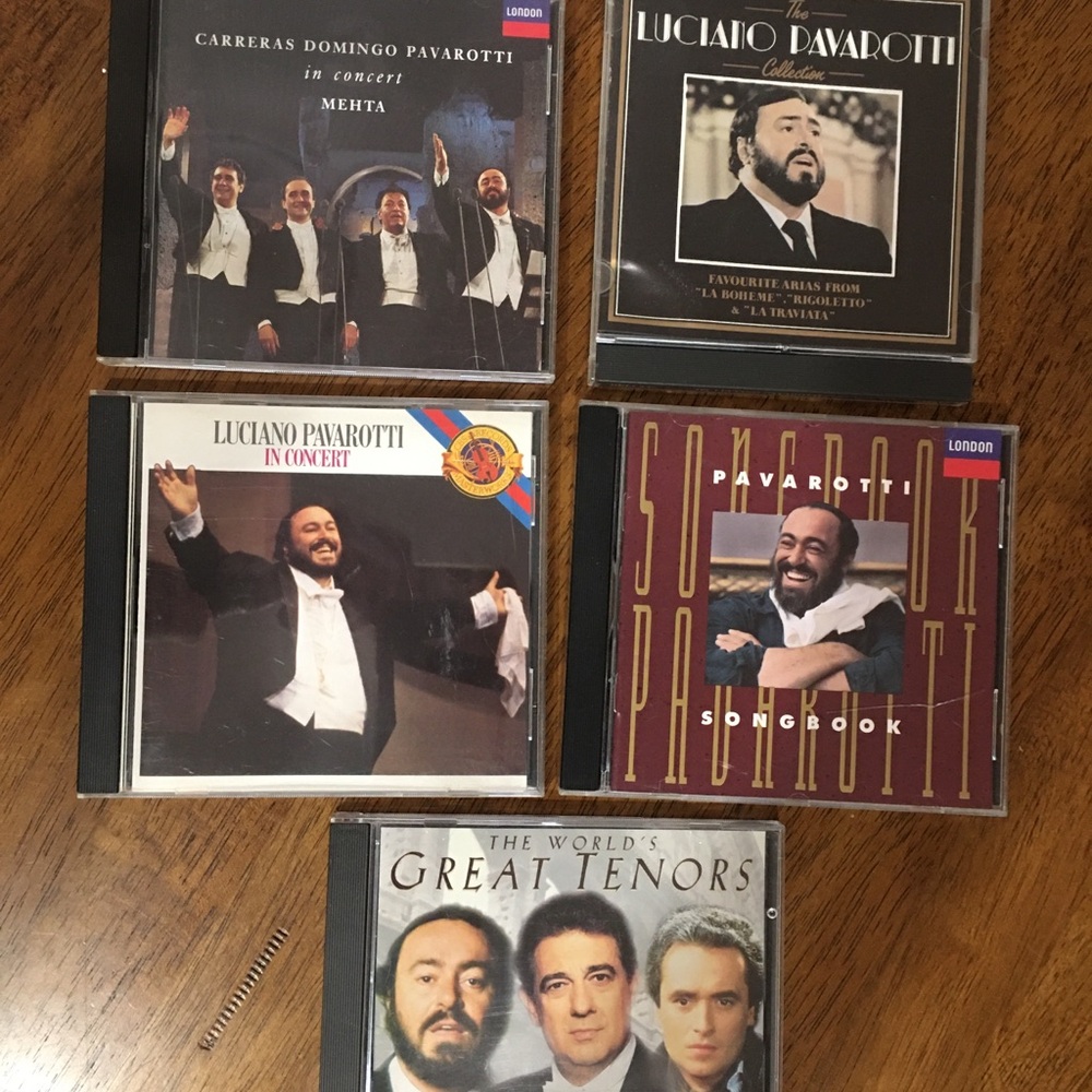 Pavarotti and the Three tenors CD’s